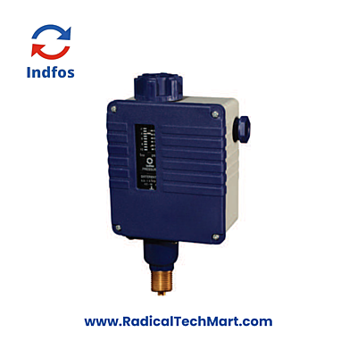 Indfos PSM-550-B2-41-C-D Pressure Switch front view with specifications